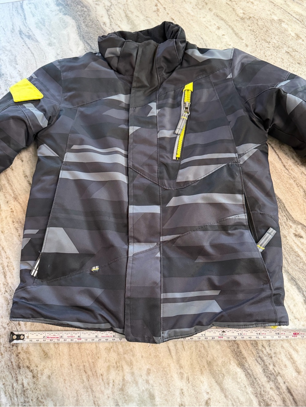 🔥❄️Obermeyer SuperPipe I-Grow Kids Sz:4 Black/Gray. Winter Ski Coat. Camouflage